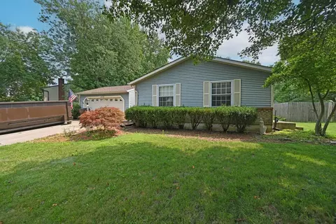 620 Regent Rd, Cincinnati, OH 45245 photo 2