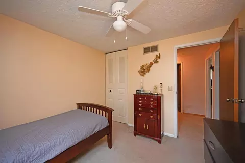 620 Regent Rd, Cincinnati, OH 45245 photo 23