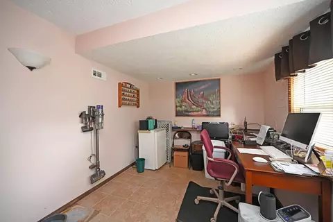 620 Regent Rd, Cincinnati, OH 45245 photo 17