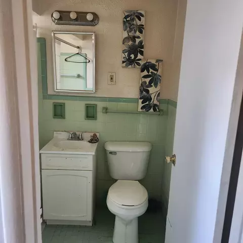 1335 Compton, Cincinnati, OH 45231 photo 2
