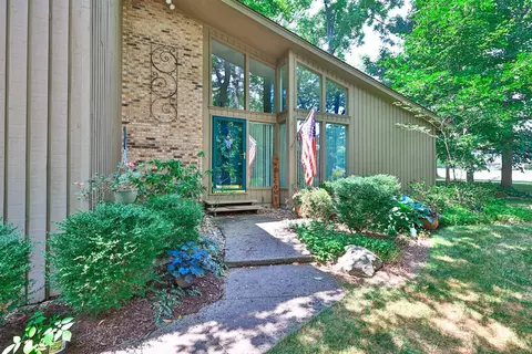 531 Shade Rd, Cincinnati, OH 45255 photo 3