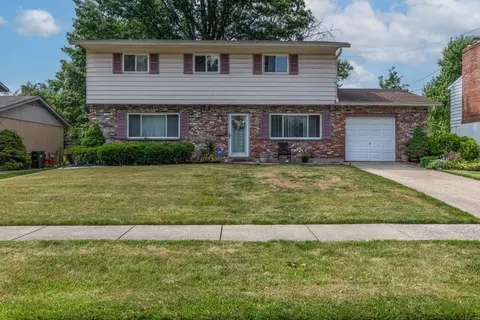 764 Decatur Ct, Forest Park, OH 45240