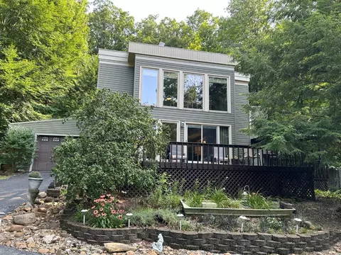 5982 Hickory Hills Dr, Brushcreek Twp, OH 45133