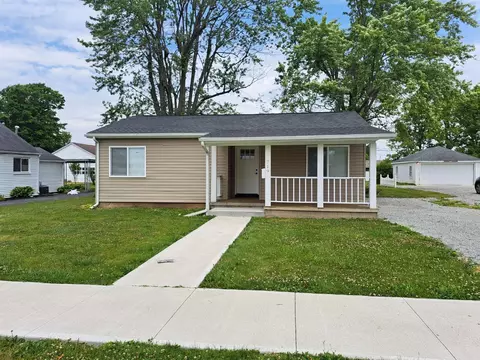 719 Spring St, Greenfield, OH 45123 photo 2