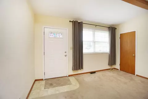 596 Terrace View Dr, Cincinnati, OH 45255 photo 3