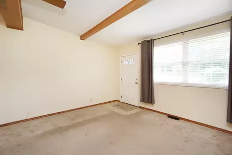 596 Terrace View Dr, Cincinnati, OH 45255 photo 5