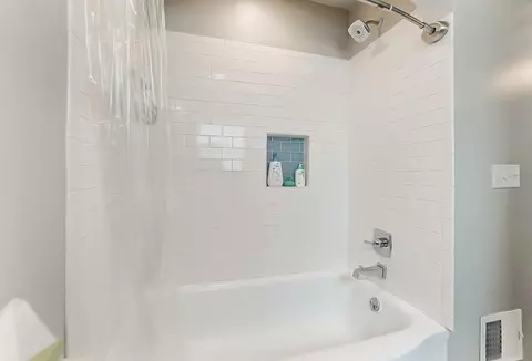 2902 Mapleleaf Ave, Cincinnati, OH 45212 photo 23