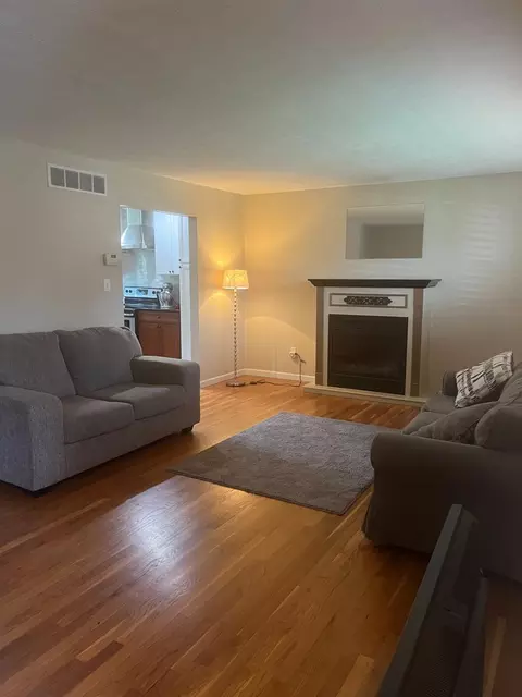 1104 Oldwick Dr, Reading, OH 45215 photo 8