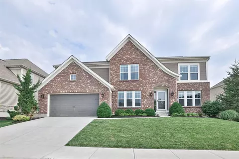 1513 Golf Club Dr, Lebanon, OH 45036
