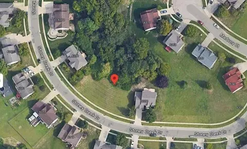 6348 Stoney Creek Dr, Huber Heights, OH 45424