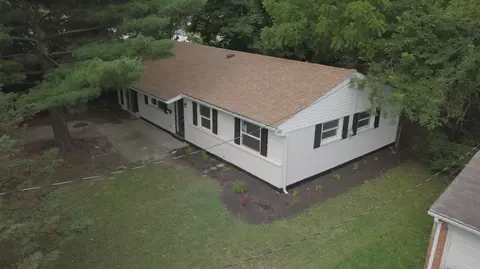 9602 Arvin Ave, Cincinnati, OH 45231 photo 2