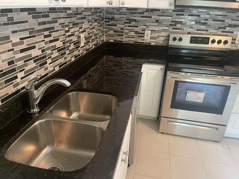 9602 Arvin Ave, Cincinnati, OH 45231 photo 9