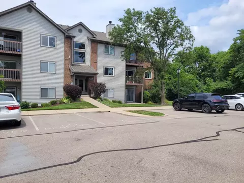 8831 Eagleview Dr #2, West Chester, OH 45069