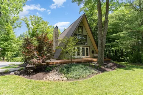 7114 St Rt 350, Oregonia, OH 45054
