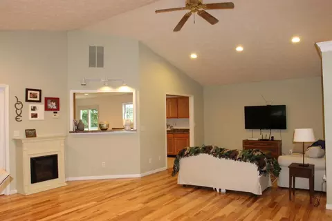 6443 Long Glady Rd, Blanchester, OH 45107 photo 5