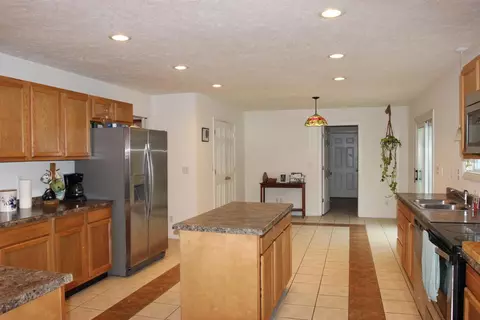 6443 Long Glady Rd, Blanchester, OH 45107 photo 6