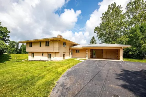 134 Pin Oak Dr, Oxford, OH 45056