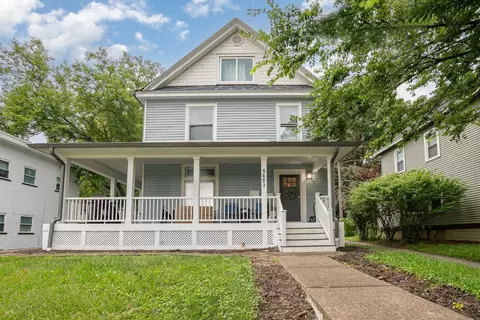 5651 Bramble, Cincinnati, OH 45227