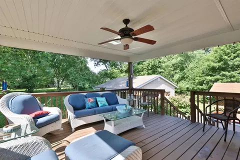 669 Chateau Dr, Cincinnati, OH 45244 photo 16