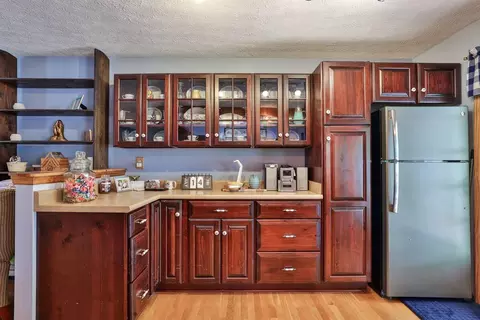 669 Chateau Dr, Cincinnati, OH 45244 photo 7