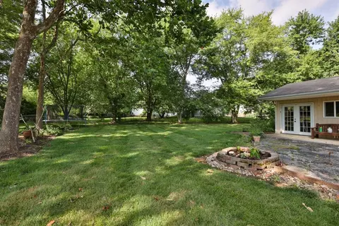 669 Chateau Dr, Cincinnati, OH 45244 photo 24