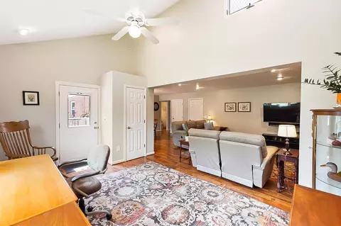 8588 Coran Dr, Cincinnati, OH 45255 photo 22