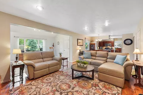 8588 Coran Dr, Cincinnati, OH 45255 photo 18