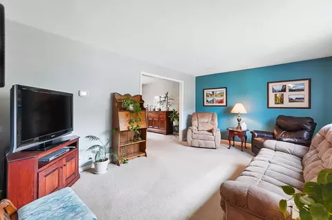 8588 Coran Dr, Cincinnati, OH 45255 photo 7