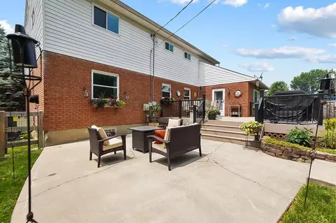 8588 Coran Dr, Cincinnati, OH 45255 photo 40