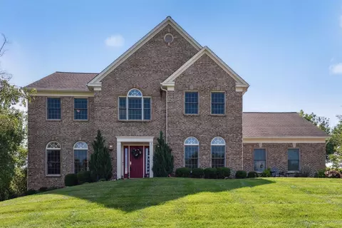 8458 Tennyson Ct, West Chester, OH 45069