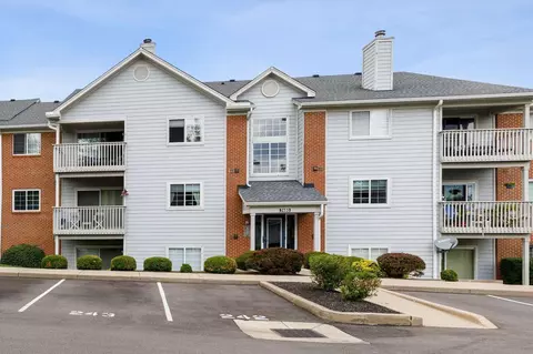 7480 Shawnee Ln #382, West Chester, OH 45069