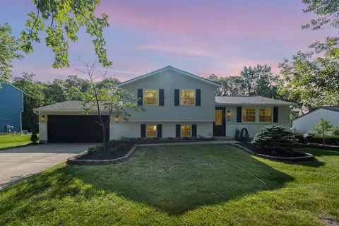 7912 Albritton Pl, West Chester, OH 45069