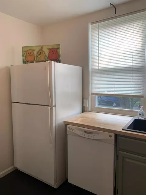 2 Burnham, Greenhills, OH 45218 photo 9