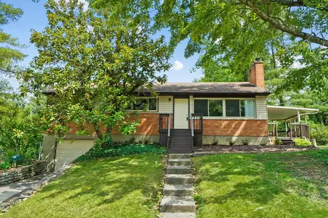 8710 Mockingbird Ln, Cincinnati, OH 45231