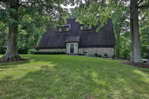 9830 Howard Rd, Harrison, OH 45030