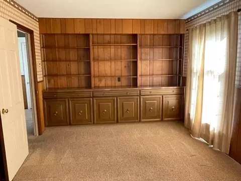 11199 Embassy Dr, Forest Park, OH 45240 photo 5