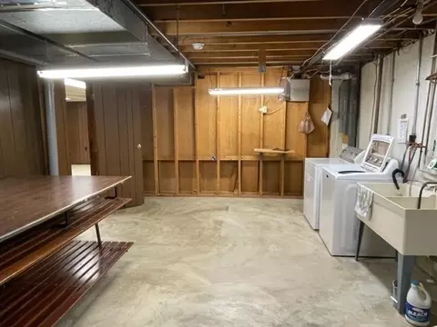 11199 Embassy Dr, Forest Park, OH 45240 photo 28