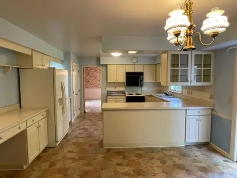 11199 Embassy Dr, Forest Park, OH 45240 photo 11