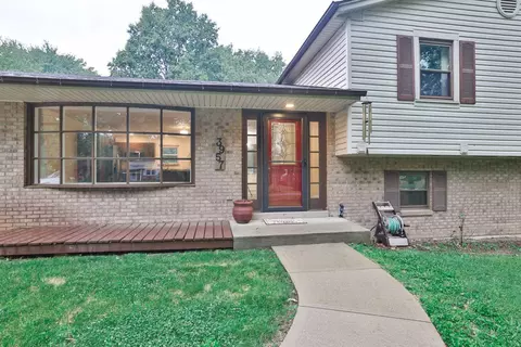 3957 May St, Cincinnati, OH 45245 photo 3