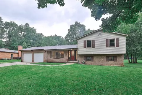 3957 May St, Cincinnati, OH 45245 photo 2