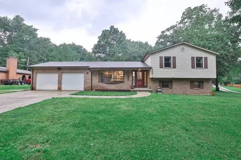 3957 May St, Cincinnati, OH 45245