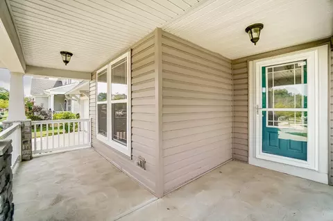 7015 Locker Ct, Cincinnati, OH 45224 photo 2