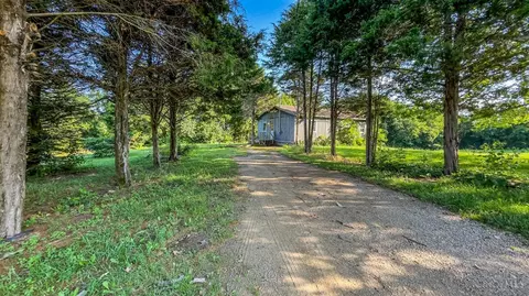 860 Ginger Ln, West Union, OH 45693