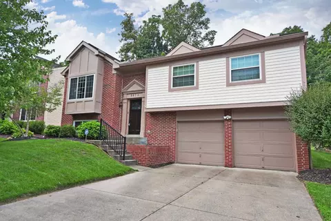 6473 Copperleaf Ln, Cincinnati, OH 45230 photo 2