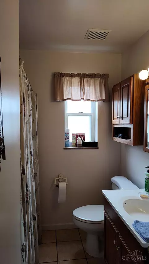 126 E Crest Dr, Reading, OH 45215 photo 14