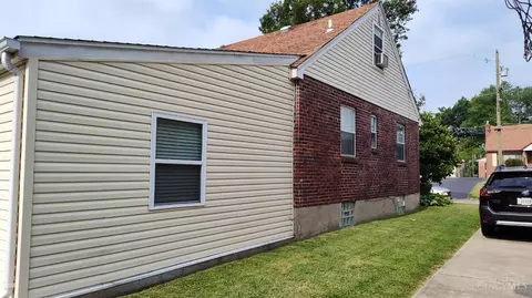 126 E Crest Dr, Reading, OH 45215 photo 32