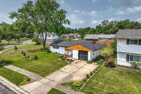 114 Harter Ave, Springdale, OH 45246