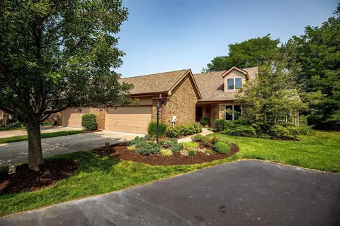 165 Pond Run Cir, Hamilton, OH 45013