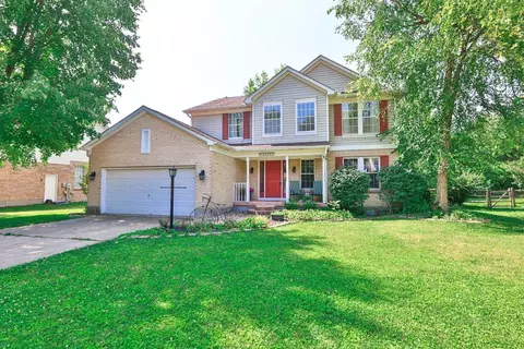 3253 Woodlake Ct, Loveland, OH 45140