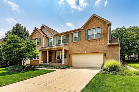 6899 Summer Field Dr, Mason, OH 45040